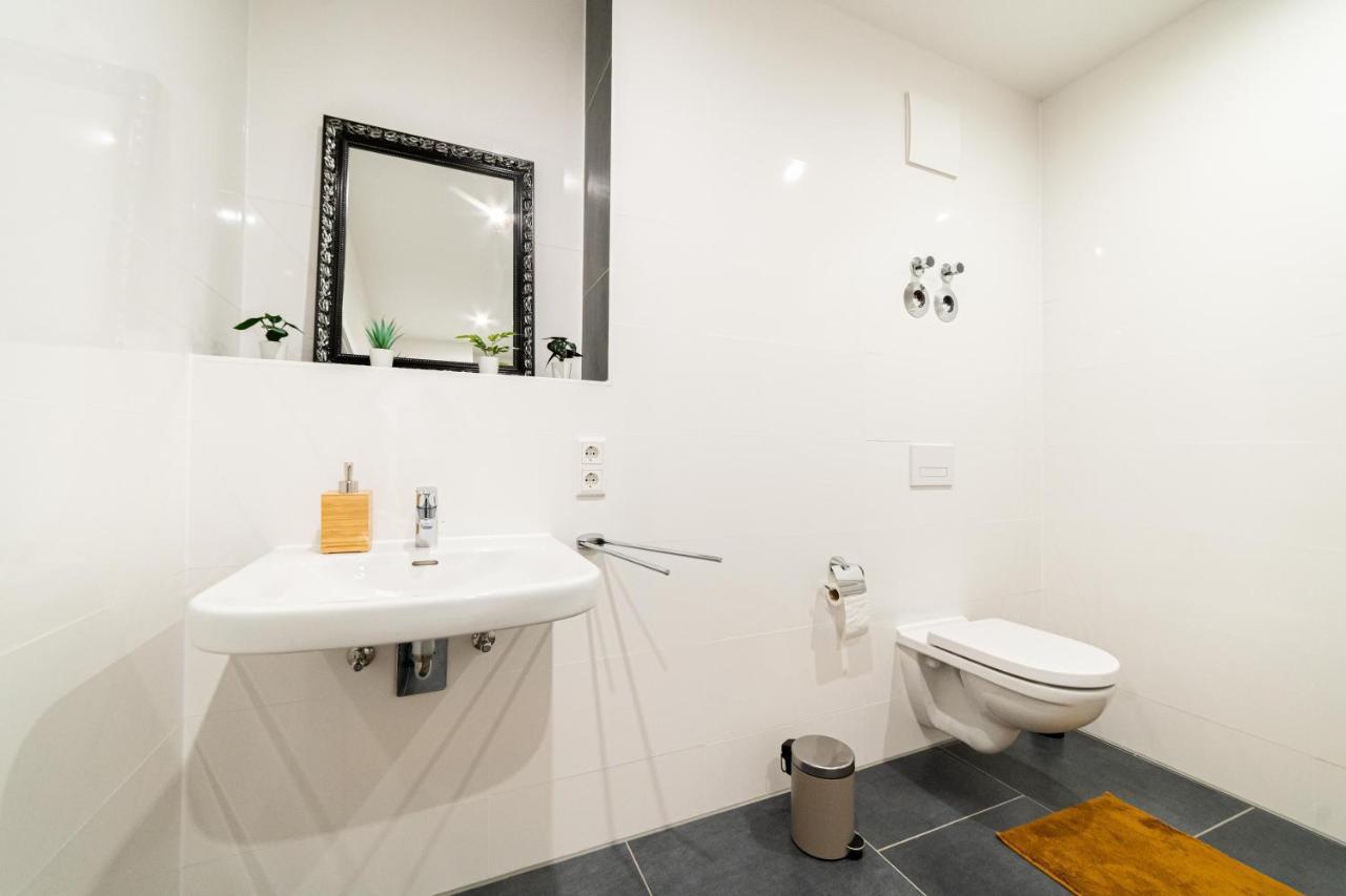 Fullhouse - Dresden - A6 - Washing Machine - Terrace - Nespresso Apartment Exterior foto